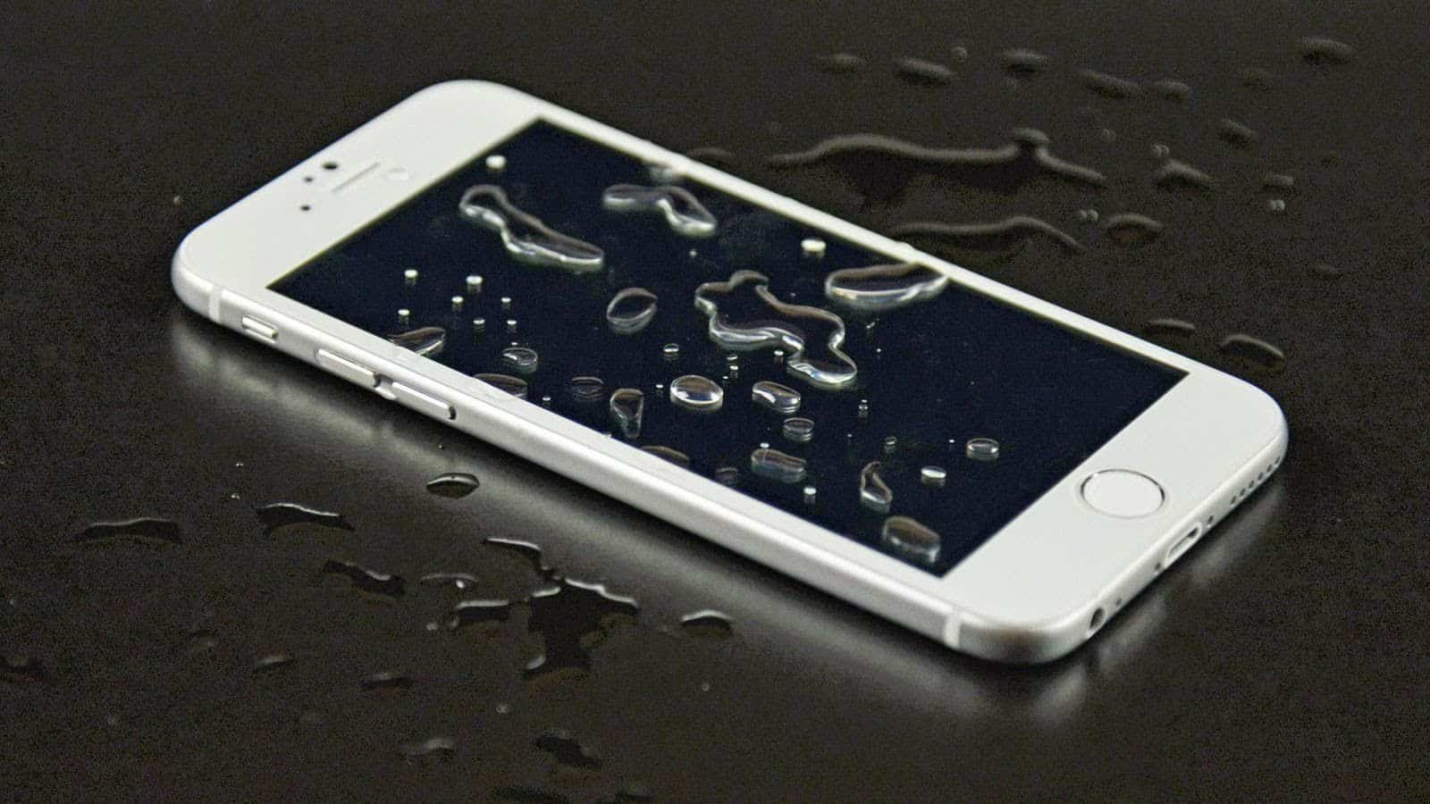 How to Repair a Water Damaged iPhone | Smart Fix
